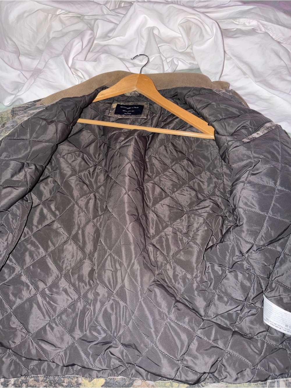 Abercrombie & Fitch Brown Camouflage Quilted Jacket - Picture 2 of 3